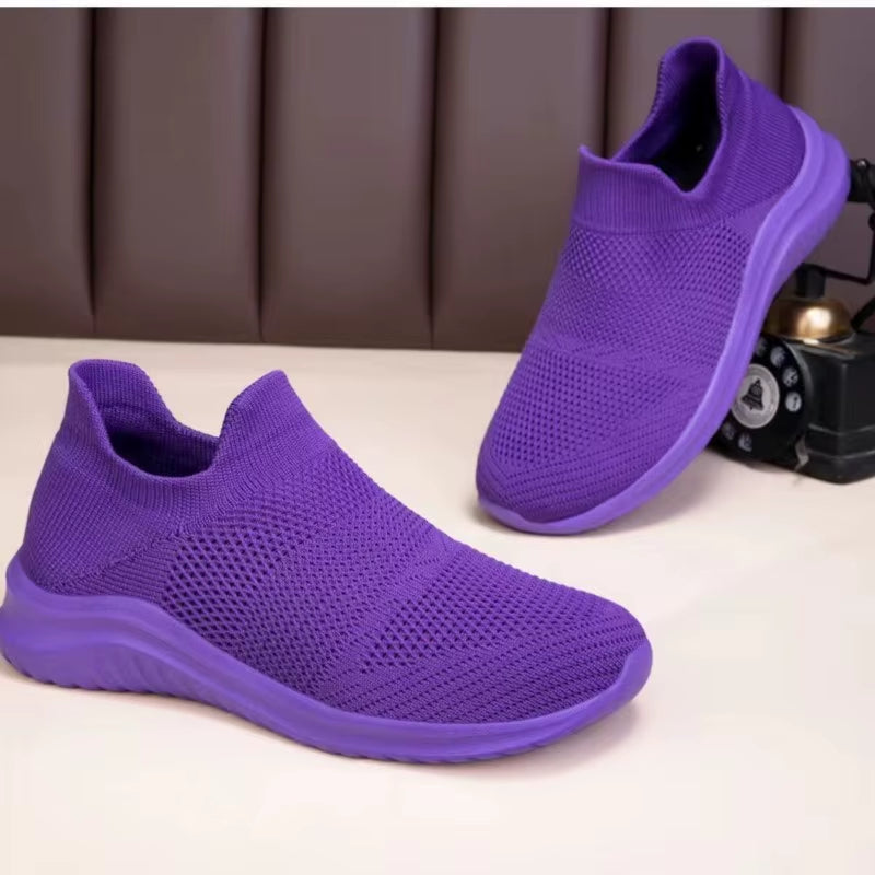 Womens Flat Slip on sneaker